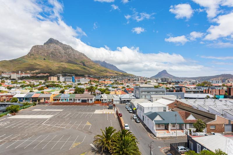 2 Bedroom Property for Sale in Observatory Western Cape